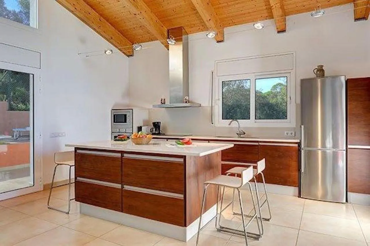 הוילה בגור Casa Cruilles - Ref 075