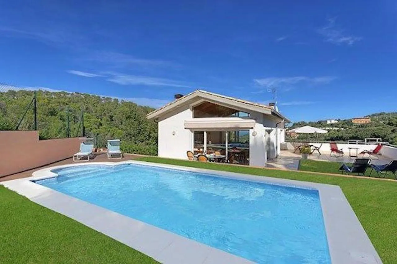 הוילה בגור Casa Cruilles - Ref 075 0*,